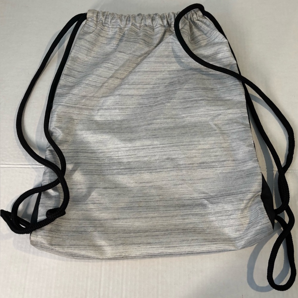 Adidas Drawstring Sack - image 3